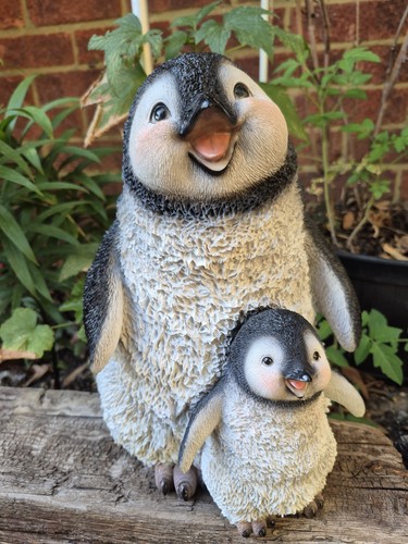 Mother baby penguin garden - &,