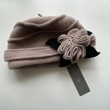 Soft Cloche Hat. 100% Wool