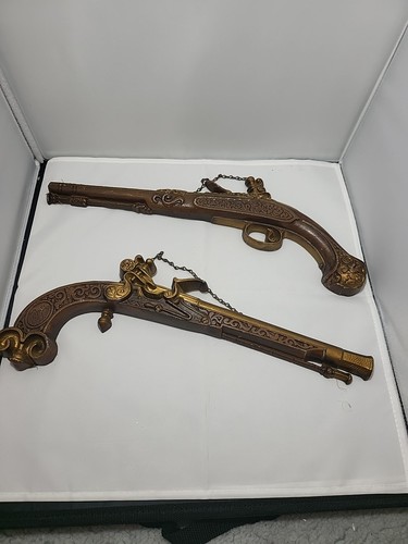 Sexton metal facsimile - metal,