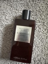 ￼Victoria's Secret Bombshell