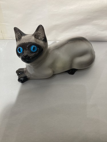 Ceramic type cat ornament - ceramic,