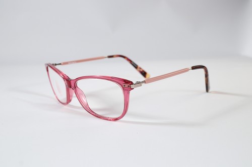 Max and eyeglasses - co,
