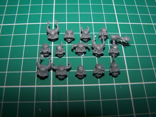 Chaos space marine - 14,