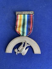 GOOD SIZE VINTAGE MASONIC ROYAL ARK MARINERS JEWEL. (111)