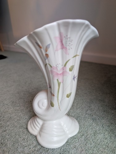 Vintage pink lily ceramic - lily,