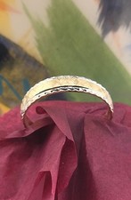10k solid gold  Band**Dimond