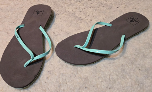 Reef skinny strap flip flops - skinny,