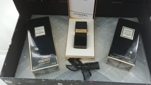 Coco chanel gift box - chanel,