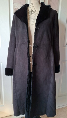 Black long sheepskin - black, m&s