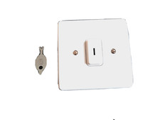 MK K4917WHI Grid Plus 20A