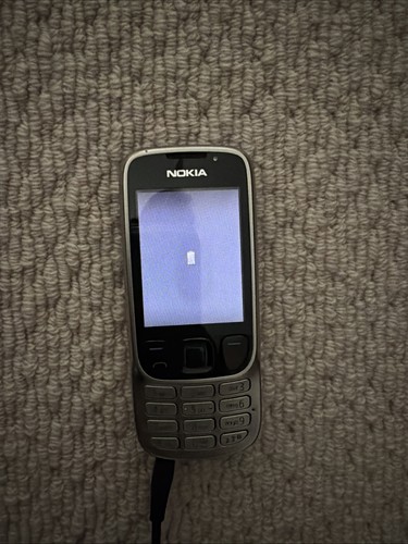 Nokia classic 6303 silver - classic,