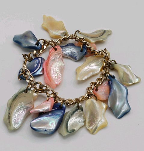 Bright iridescent rainbow - iridescent,