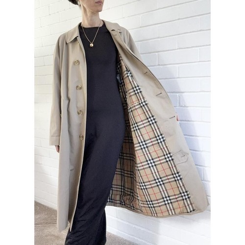 Burberry trench coat vintage - burberry,
