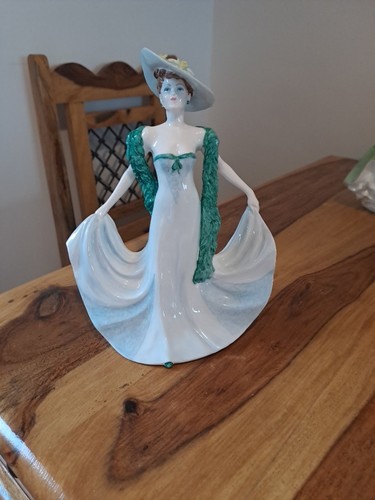 Pretty vintage coalport ladies - pretty,