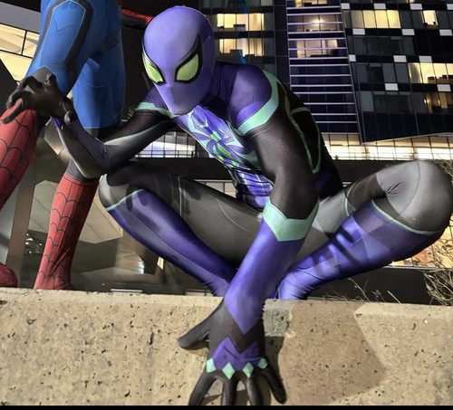 Cosplay rivals spider man - cosplay,