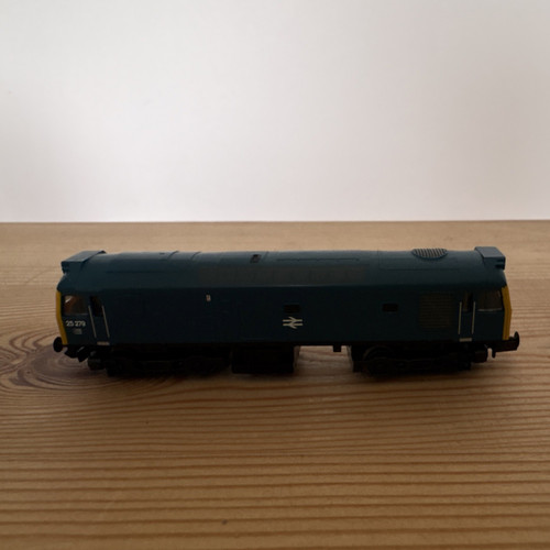 Graham farish gauge class - farish, n