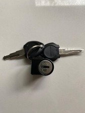 Battery lock for Carrera