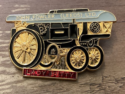 Traction engine lady - traction,