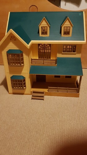Sylvanian families oakwood - sylvanian,