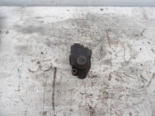 yamaha v 50 oil pump cover