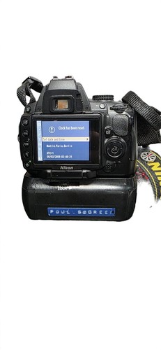 Nikon d5000 with lens - lens, and