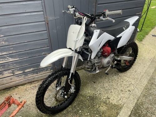 Pitbike stomp detroit 170cc - stomp,