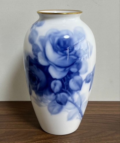 Okura toho blue rose - vase, gold