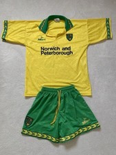 Norwich City Football Kit 1994-96 shirt and shorts size 34-36” boys 30-32 shorts