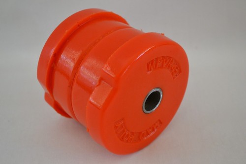 Street poly right engine mount - right,