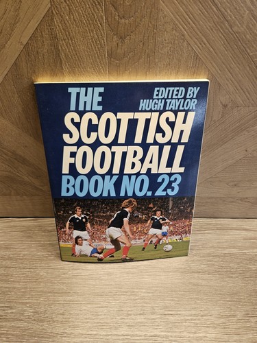 The scottish football book - football, no