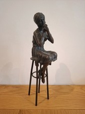 Art Deco/Bronze Figurine