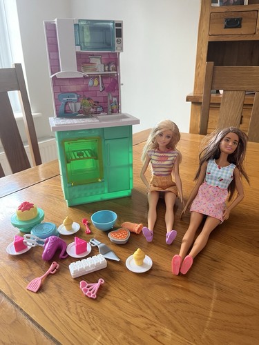 Barbie baking playset - barbie,