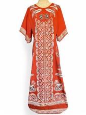 Vintage Batik Kaftan Dress Fit