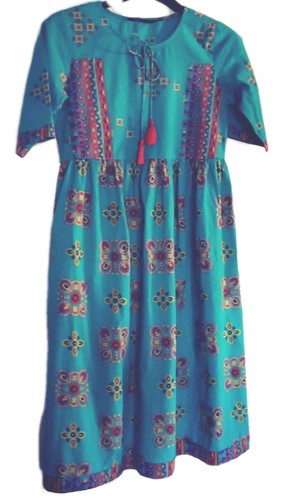 Ladies turquoise tye - tye, neck