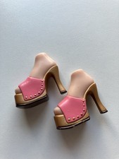 Bratz doll shoes Strut It! 2003 Cloe pink platform heels
