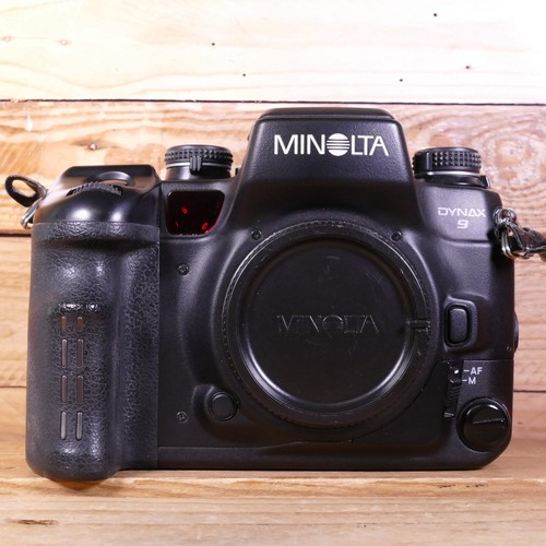 Used minolta dynax - 9, camera