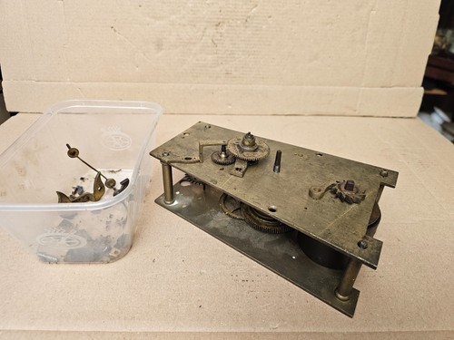Antique frame fusee clock - antique, a