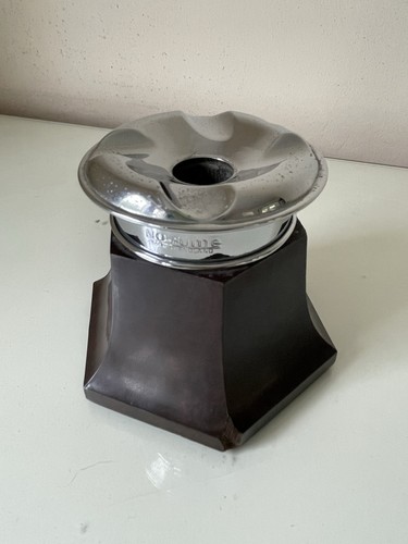 Bakelite and chrome fume - and,