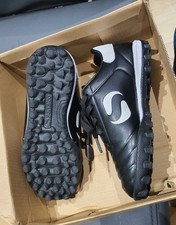 boys football shoes size 10 