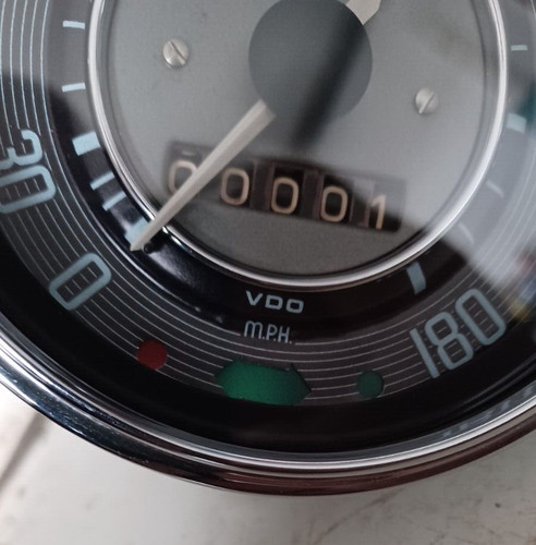 Beetle speedometer to - beetle, up