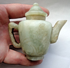 ELEGANT SMALL CHINESE JADE TEA POT / EWER