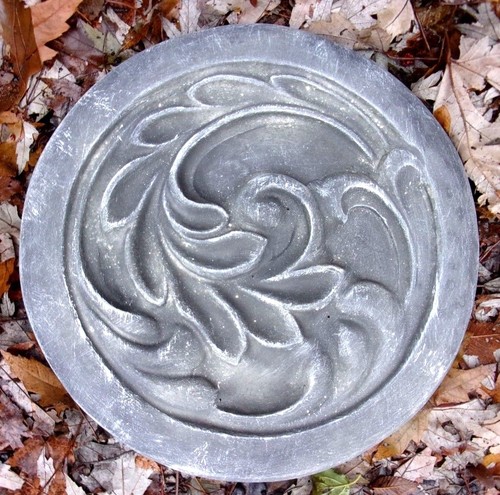 Scroll plaque mold garden