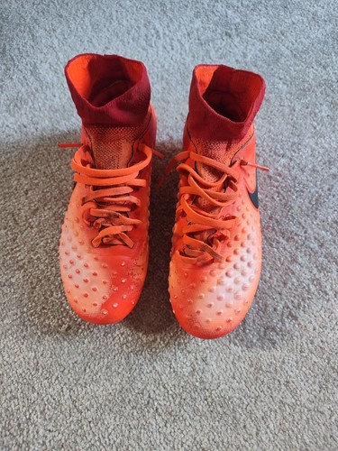 Nike magista obra football