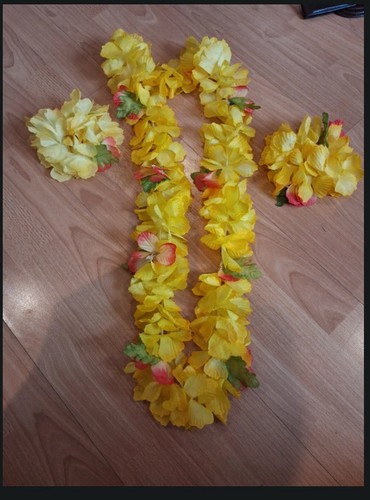 Yellow hawaiian lei - yellow,