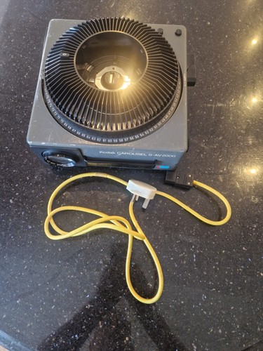 Vintage working kodak carousel - working,