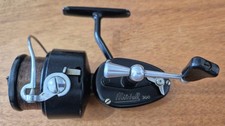 A SUPER VINTAGE MITCHELL 300 SPINNING REEL NICE CONDITION LITTLE USED 