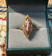 Antique hard stone cameo seed