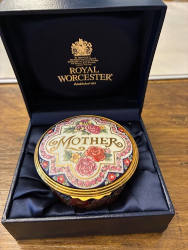 Royal worcester vintage - royal,