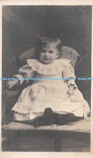 R287824 Child Chair Old