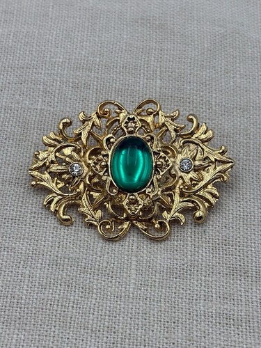 Vintage victorian revival - vintage,